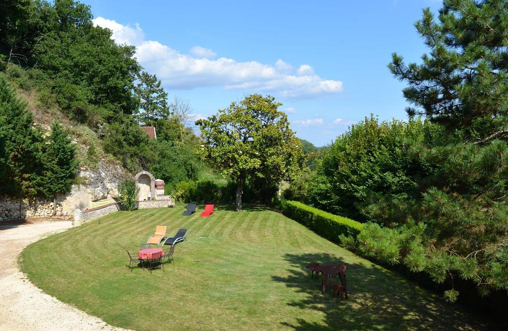 Gites Troglodytes Du Chateau De L'Etoile Vernou-sur-Brenne Chambre photo