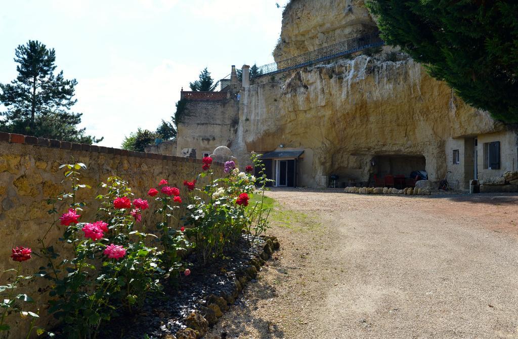 Gites Troglodytes Du Chateau De L'Etoile Vernou-sur-Brenne Chambre photo