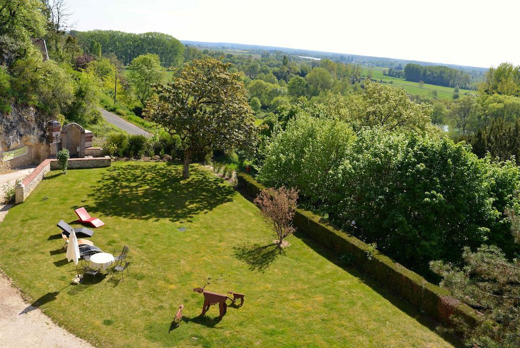 Gites Troglodytes Du Chateau De L'Etoile Vernou-sur-Brenne Extérieur photo