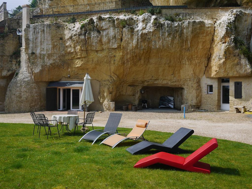 Gites Troglodytes Du Chateau De L'Etoile Vernou-sur-Brenne Extérieur photo